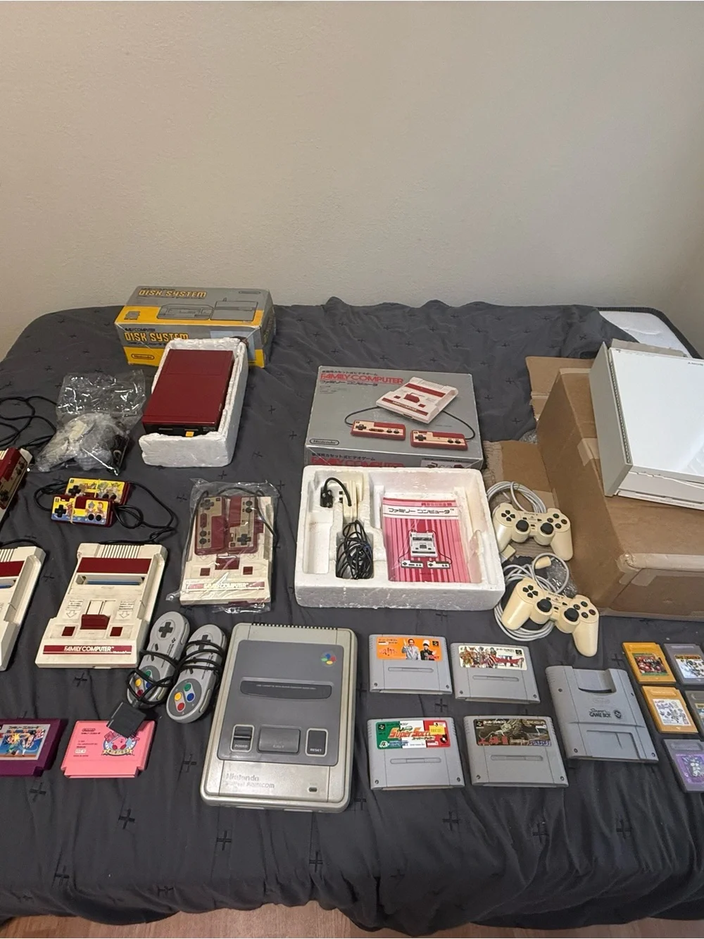 Japanese Retro Tech Lot